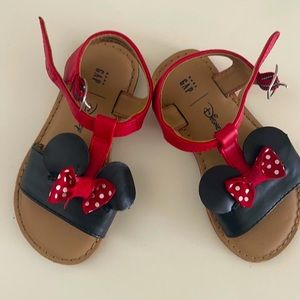 GAP Minnie Mouse sandals
